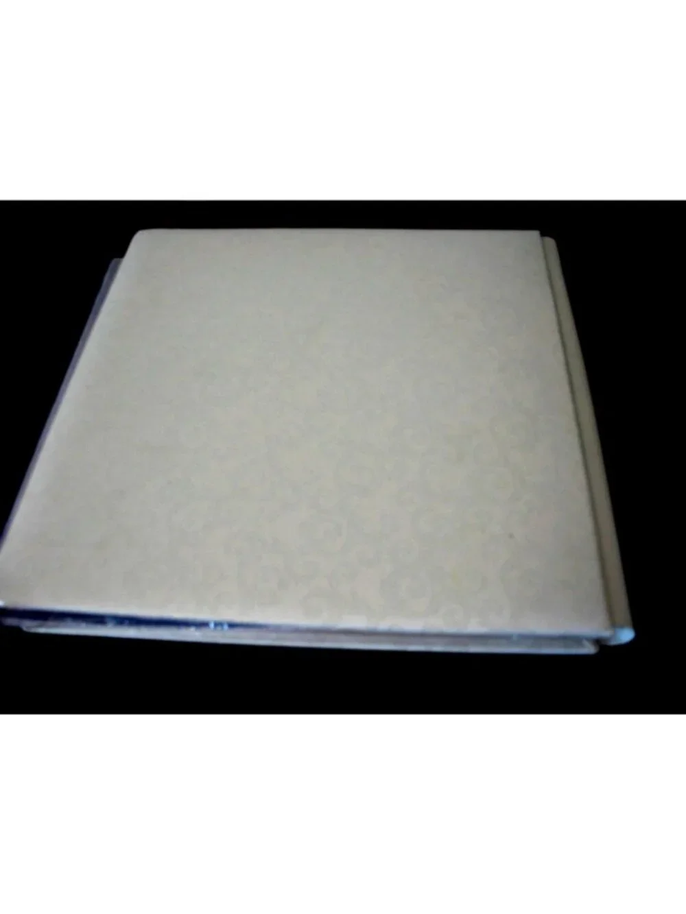 CREATIVE MEMORIES SCRAPBOOK ALBUM 12x12 Promise White, Swirls with New Pages